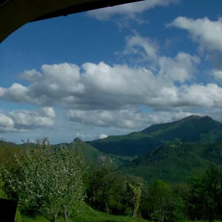 Antico Convento Oda ve Kahvaltı Garessio